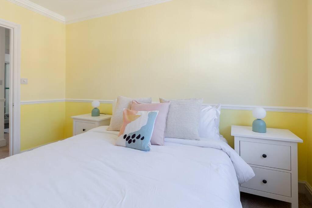 Spacious 3 Bedroom Flat With Terrace 伦敦 外观 照片