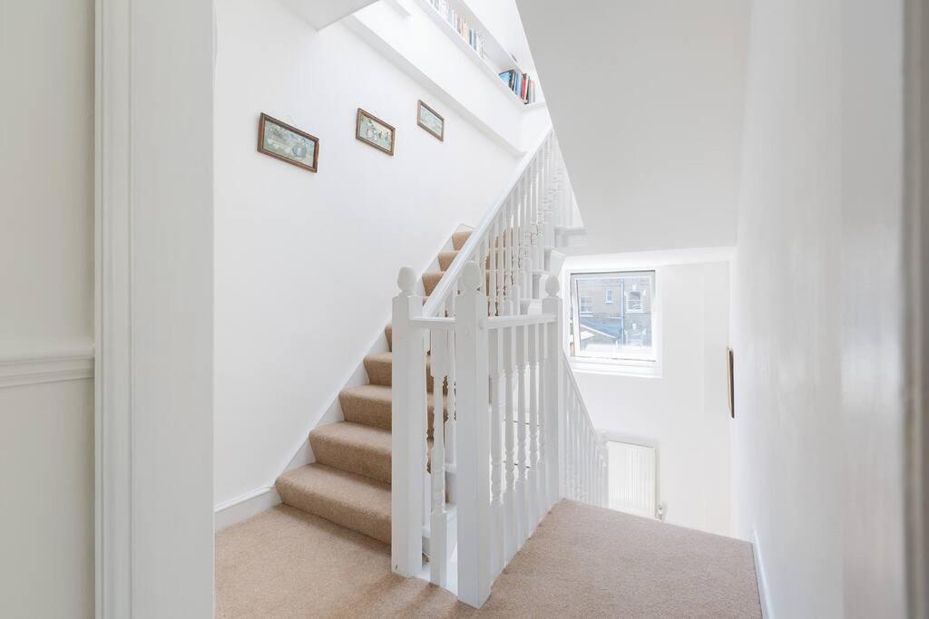 Spacious 3 Bedroom Flat With Terrace 伦敦 外观 照片